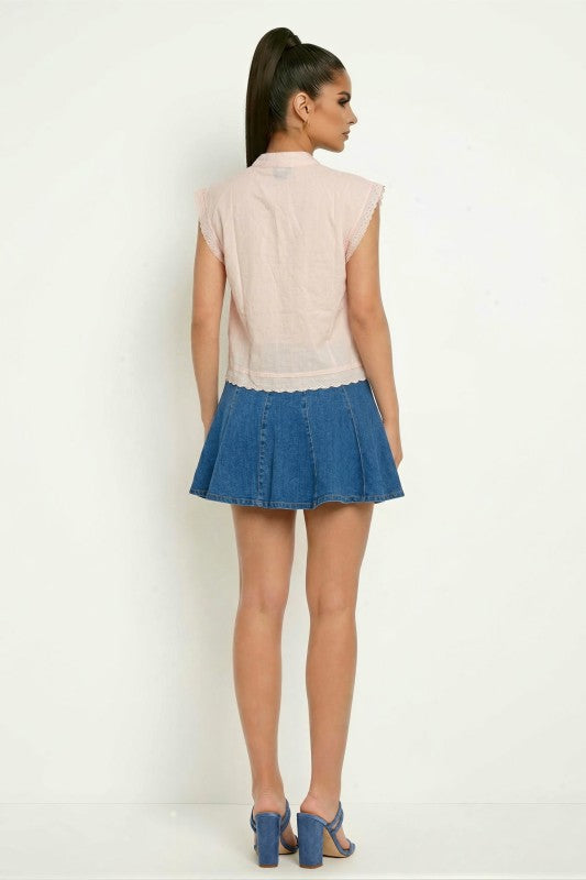 Eyelet Sleeveless Top- HMT57386